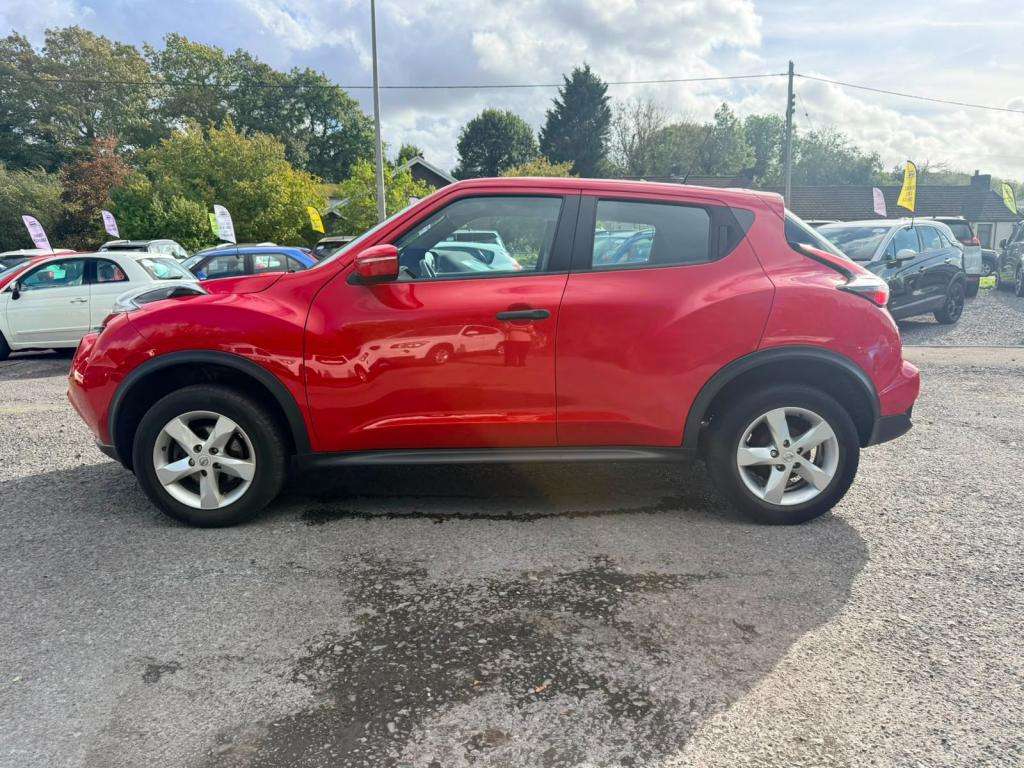 A 2017 NISSAN JUKE Visia A 2017 NISSAN JUKE Visia