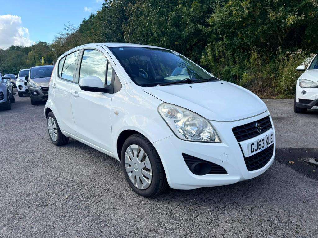 A 2013 SUZUKI SPLASH Sz3 A 2013 SUZUKI SPLASH Sz3