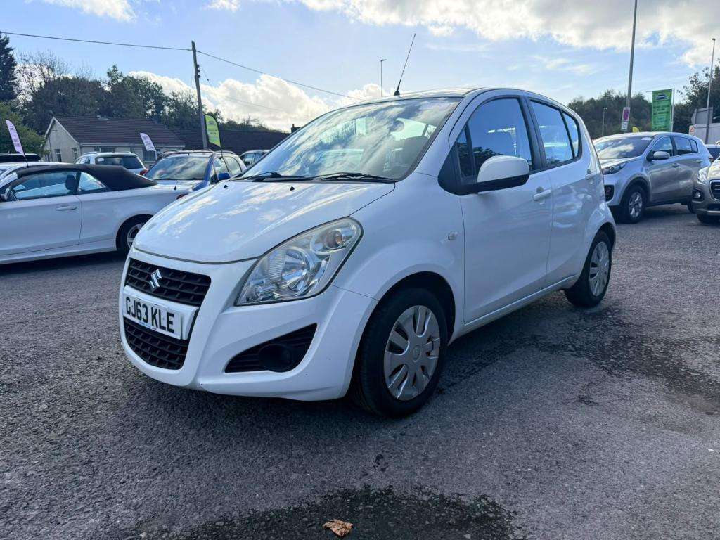 A 2013 SUZUKI SPLASH Sz3 A 2013 SUZUKI SPLASH Sz3
