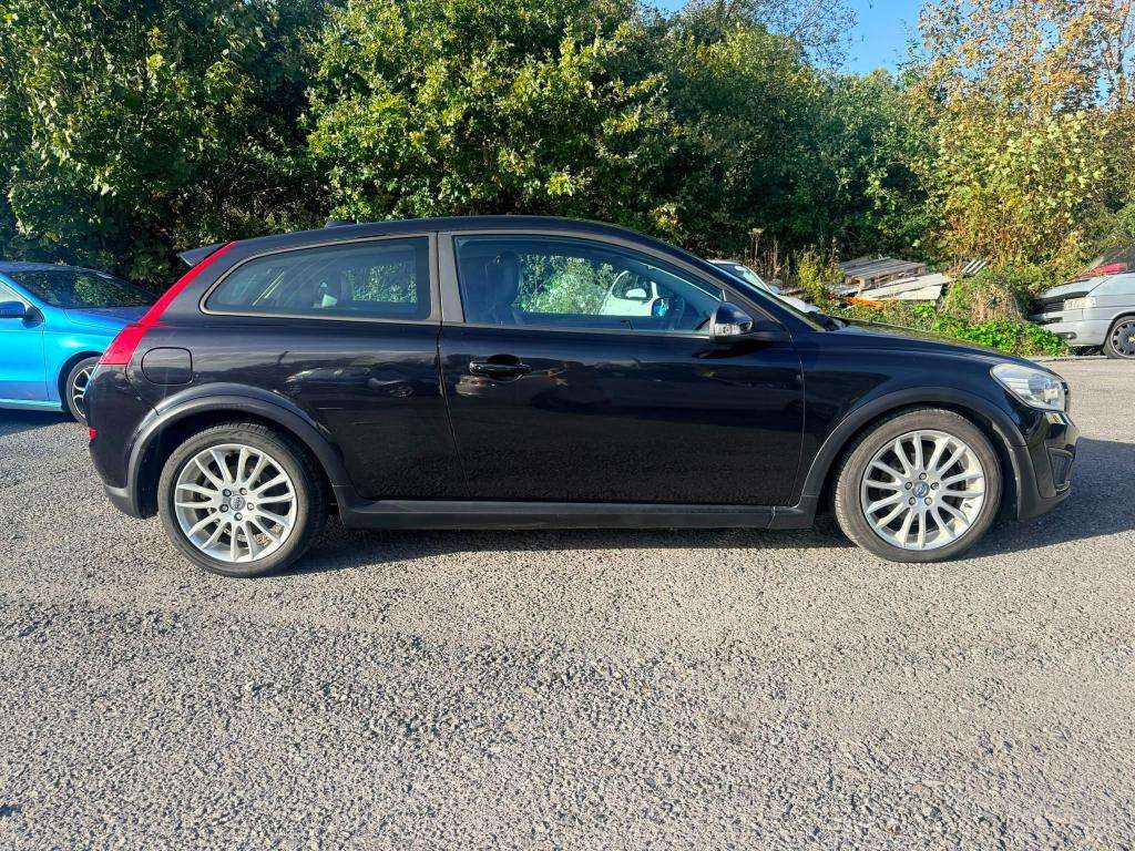 2013 VOLVO C30 2013 VOLVO C30