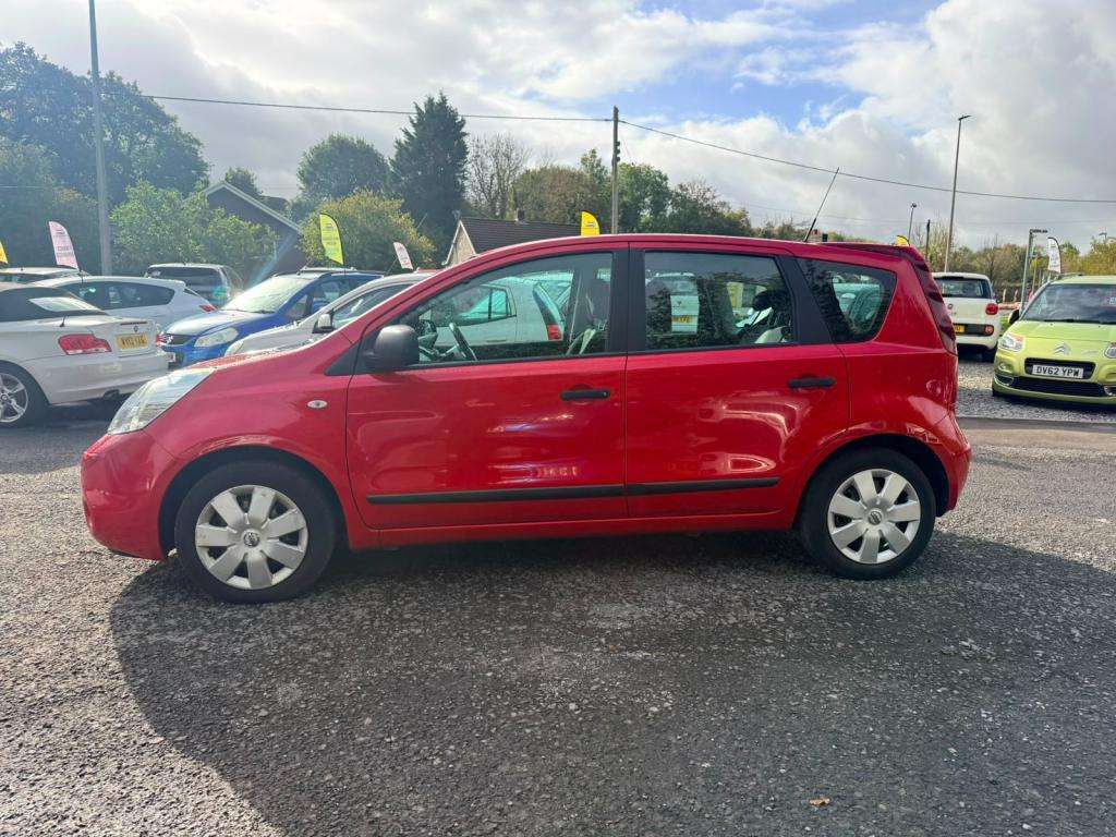 A 2010 NISSAN NOTE Visia Auto A 2010 NISSAN NOTE Visia Auto