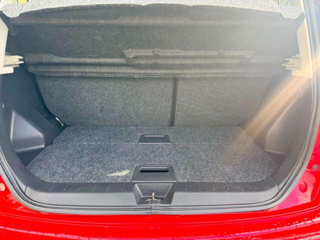 2010 NISSAN NOTE 2010 NISSAN NOTE