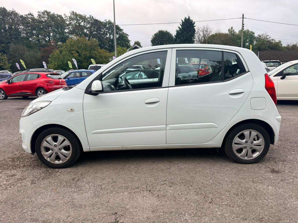 A 2012 HYUNDAI I10 Active A 2012 HYUNDAI I10 Active