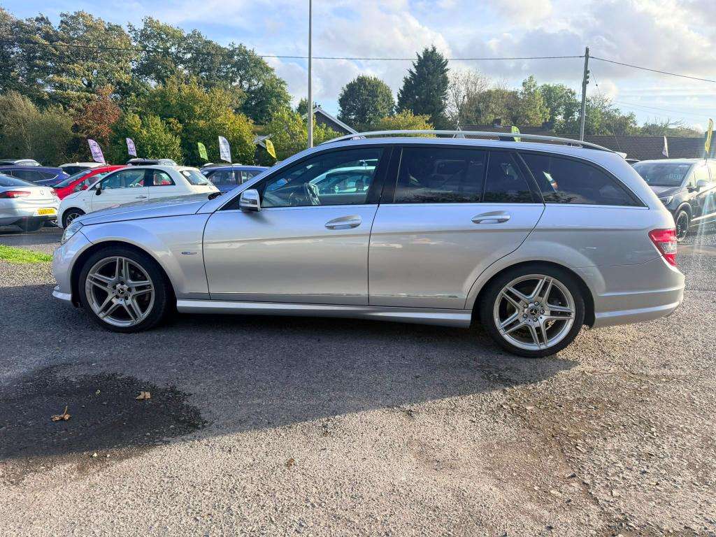 A 2011 MERCEDES-BENZ C-CLASS C220 Blueefficiency Sport Cdi Auto A 2011 MERCEDES-BENZ C-CLASS C220 Blueefficiency Sport Cdi Auto
