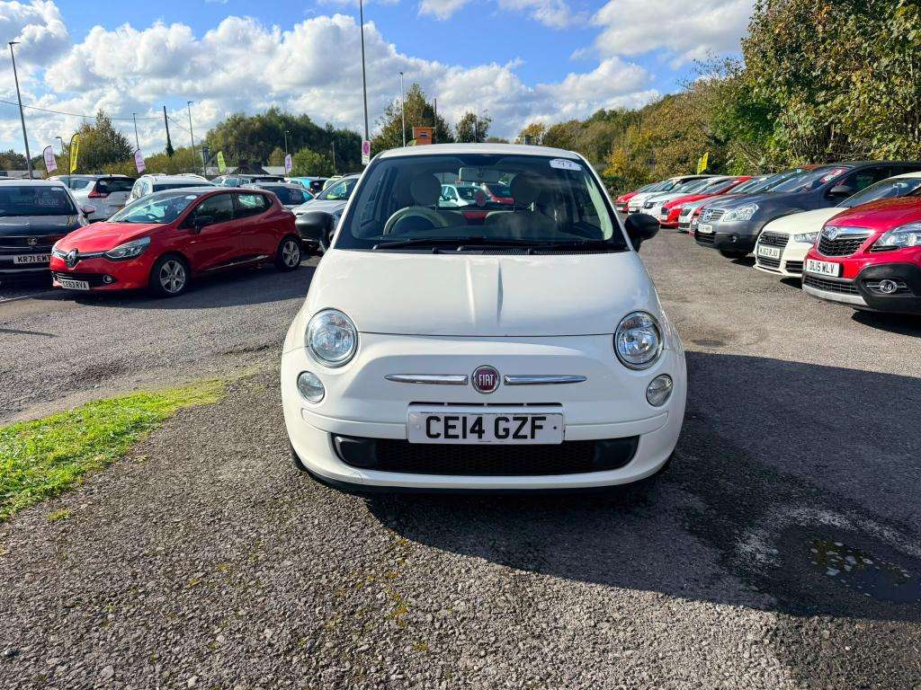 A 2014 FIAT 500 Pop A 2014 FIAT 500 Pop