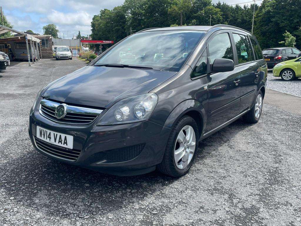 A 2014 VAUXHALL ZAFIRA Zafira Exclusive A 2014 VAUXHALL ZAFIRA Zafira Exclusive