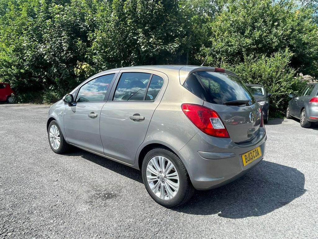 A 2013 VAUXHALL CORSA Corsa Se A 2013 VAUXHALL CORSA Corsa Se