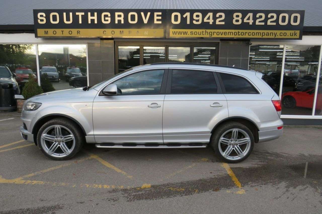 2013 AUDI Q7 2013 AUDI Q7