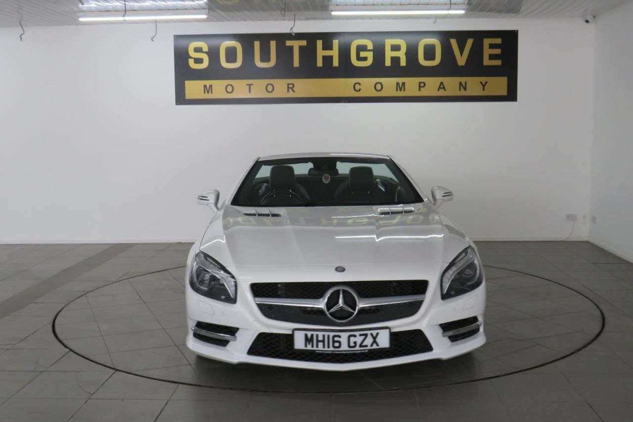 A 2016 MERCEDES SL SL400 AMG SPORT A 2016 MERCEDES SL SL400 AMG SPORT