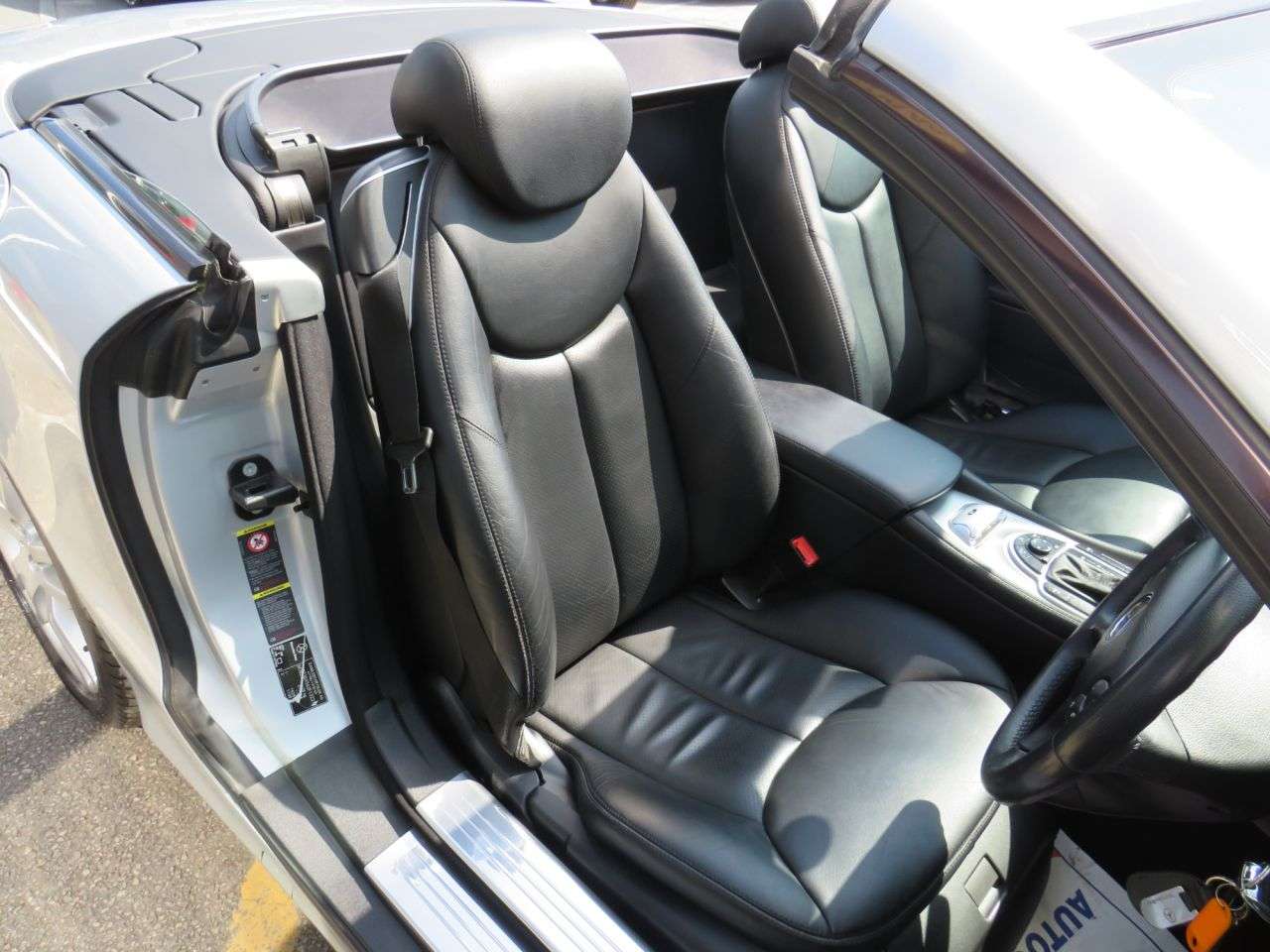 A 2007 MERCEDES SL SL 350 A 2007 MERCEDES SL SL 350