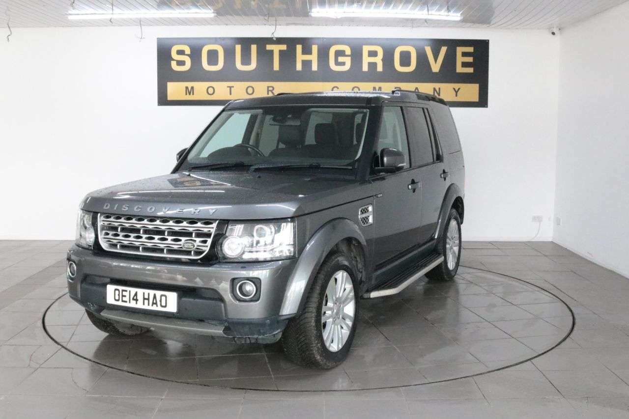 A 2014 LAND ROVER DISCOVERY SDV6 HSE A 2014 LAND ROVER DISCOVERY SDV6 HSE