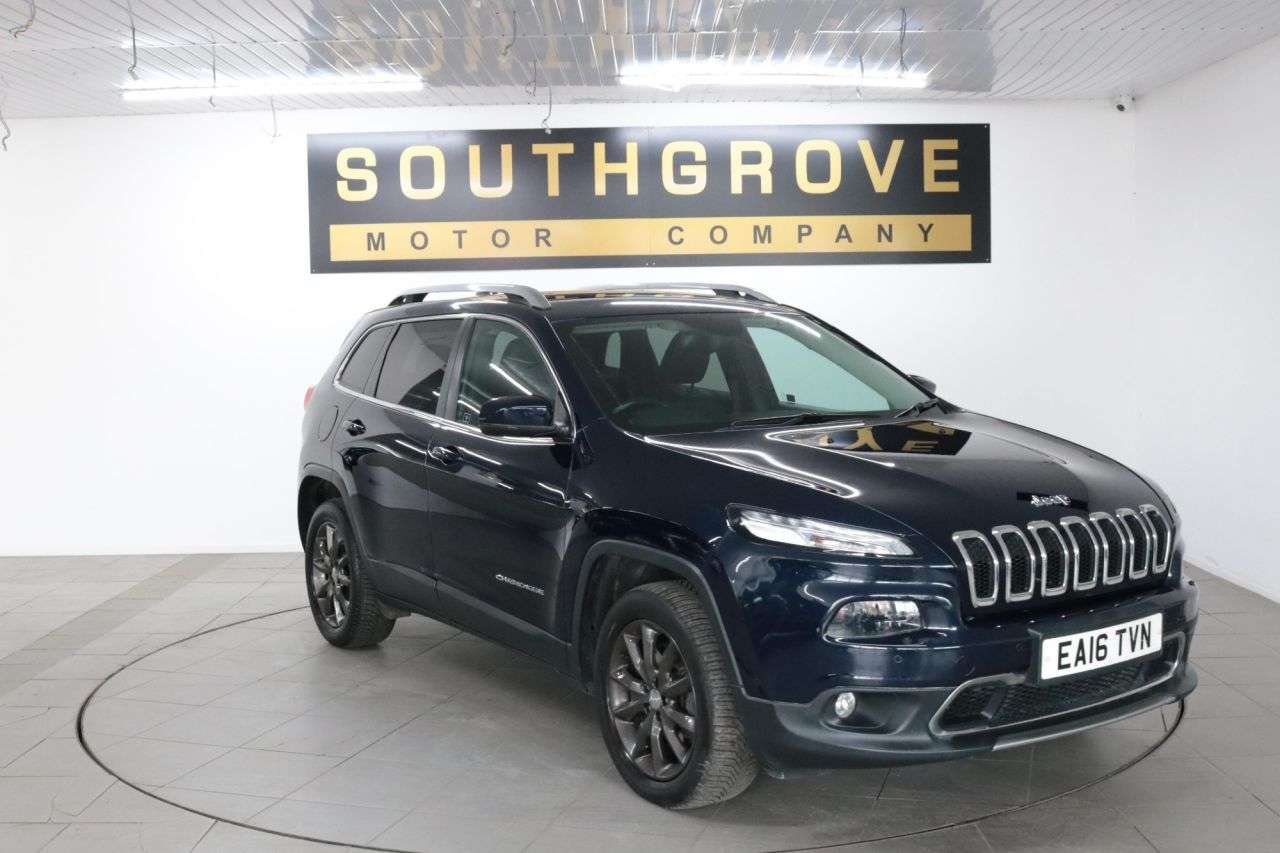 A 2016 JEEP CHEROKEE 2.2 MultiJetII Limited SUV 5dr Diesel Auto 4WD Euro 6 (s/s) (200 ps) *** ON A 2016 JEEP CHEROKEE 2.2 MultiJetII Limited SUV 5dr Diesel Auto 4WD Euro 6 (s/s) (200 ps) *** ON