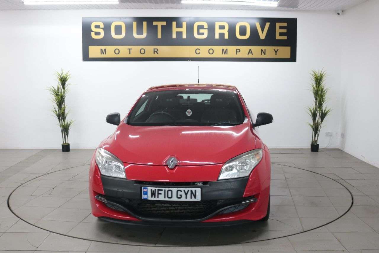 A 2010 RENAULT MEGANE 2.0T 16V Renaultsport Cup Coupe 3dr Petrol Manual Euro 5 (250 ps) * EXTENDE A 2010 RENAULT MEGANE 2.0T 16V Renaultsport Cup Coupe 3dr Petrol Manual Euro 5 (250 ps) * EXTENDE