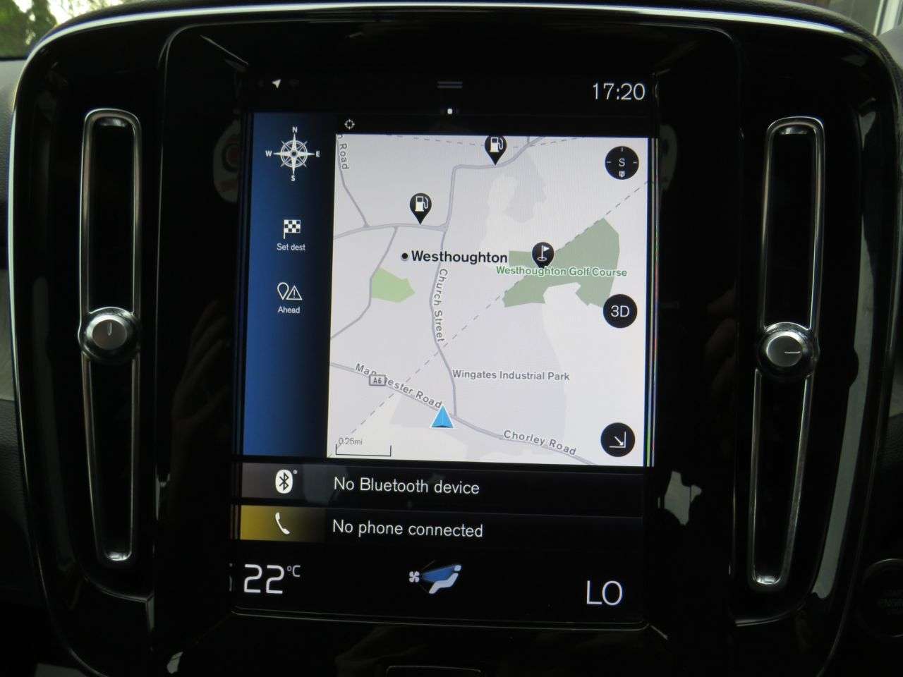 2020 VOLVO XC40 2020 VOLVO XC40