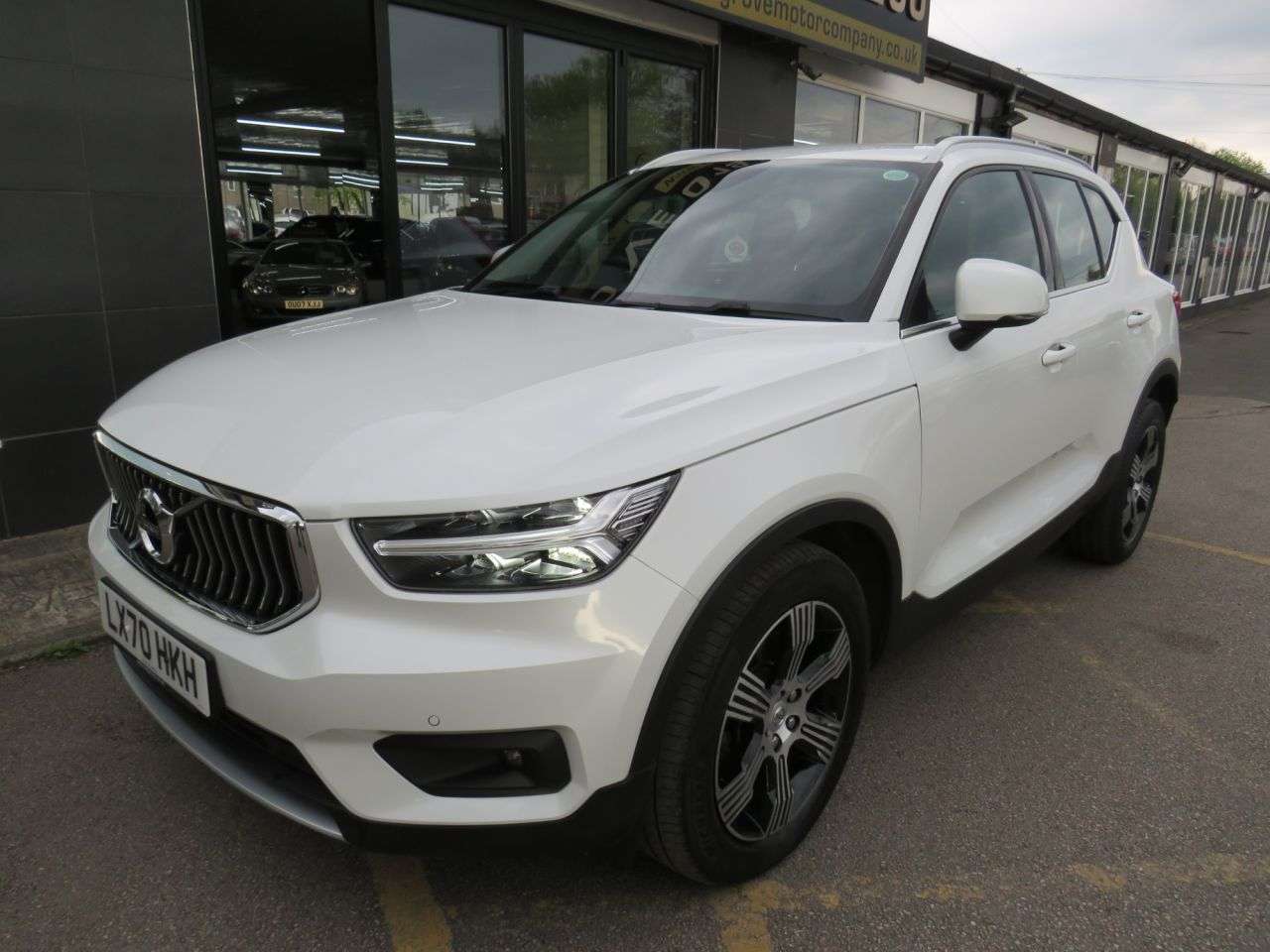 2020 VOLVO XC40 2020 VOLVO XC40