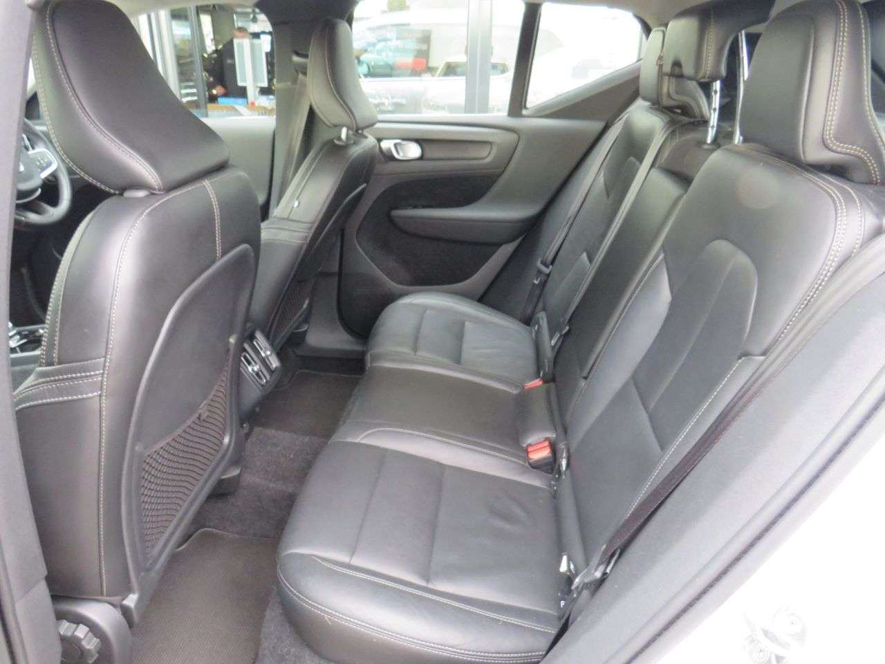 2020 VOLVO XC40 2020 VOLVO XC40