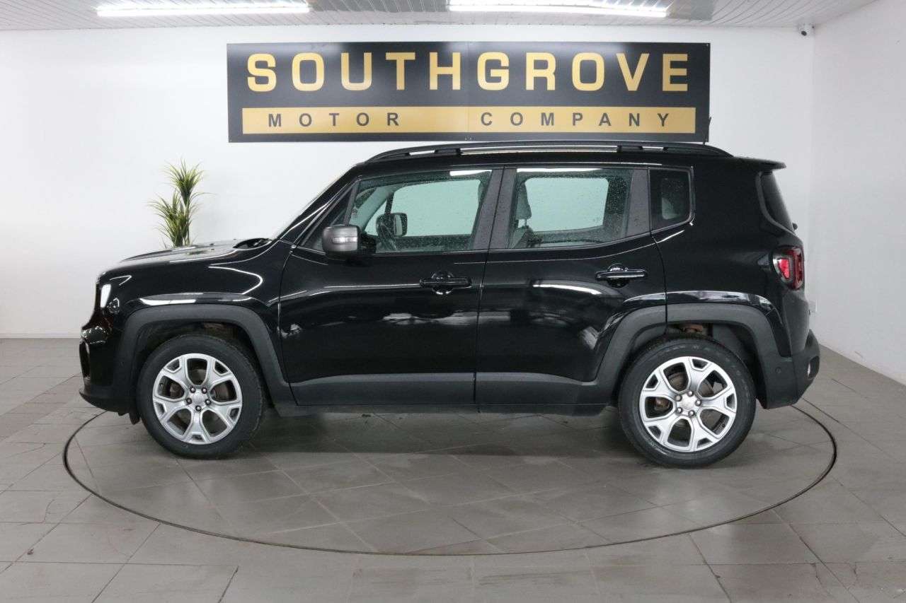 A 2018 JEEP RENEGADE 1.6 MultiJetII Limited SUV 5dr Diesel Manual Euro 6 (s/s) (120 ps) ** EXTEN A 2018 JEEP RENEGADE 1.6 MultiJetII Limited SUV 5dr Diesel Manual Euro 6 (s/s) (120 ps) ** EXTEN