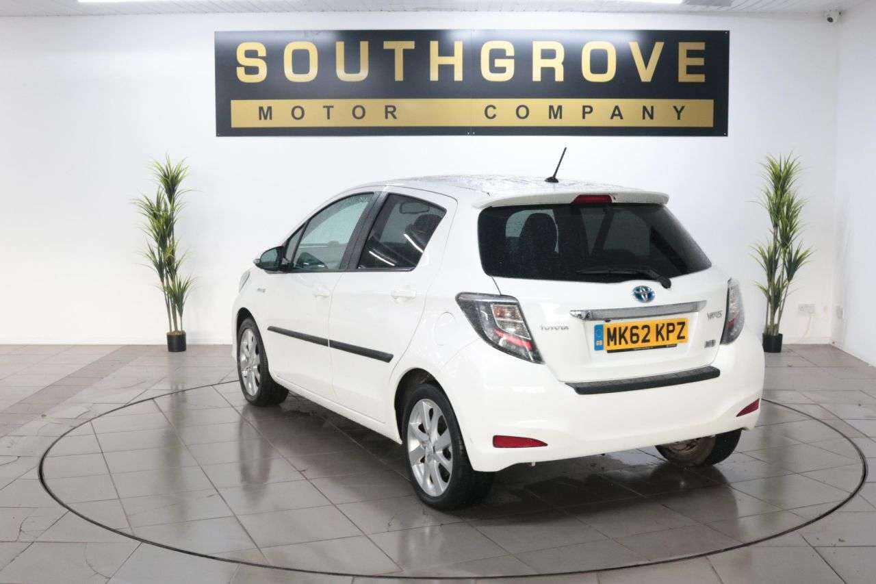 2012 TOYOTA YARIS 2012 TOYOTA YARIS