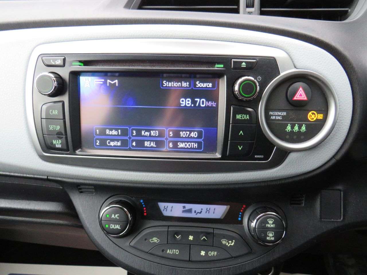 2012 TOYOTA YARIS 2012 TOYOTA YARIS