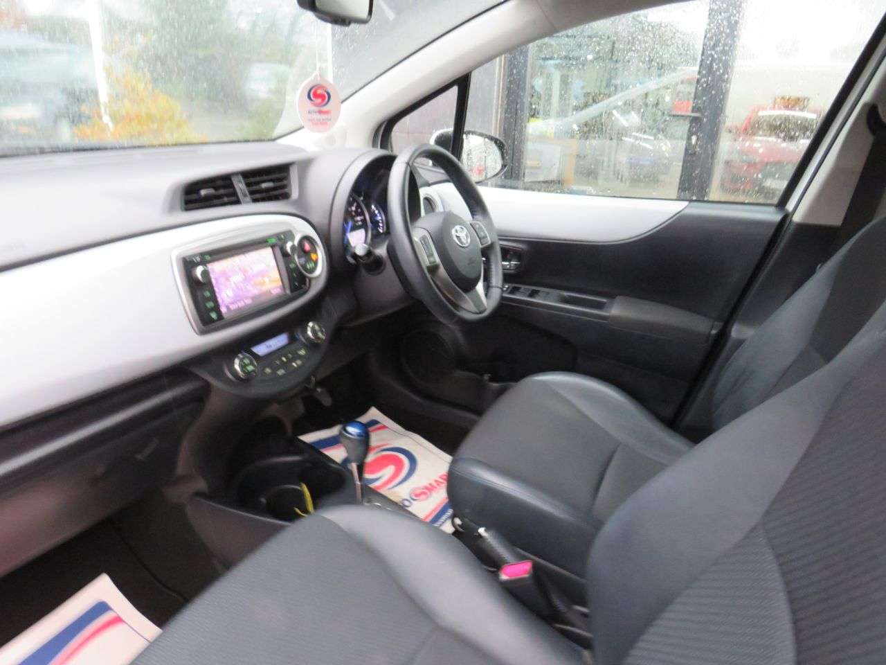 2012 TOYOTA YARIS 2012 TOYOTA YARIS