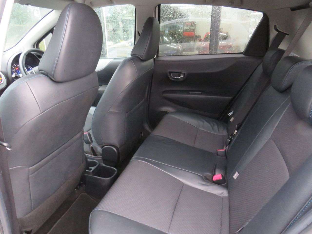 2012 TOYOTA YARIS 2012 TOYOTA YARIS