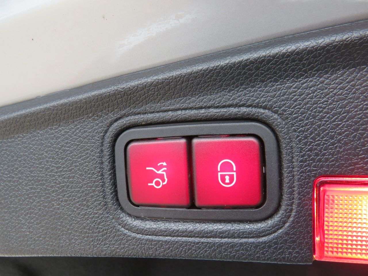 2016 MERCEDES-BENZ C-CLASS 2016 MERCEDES-BENZ C-CLASS