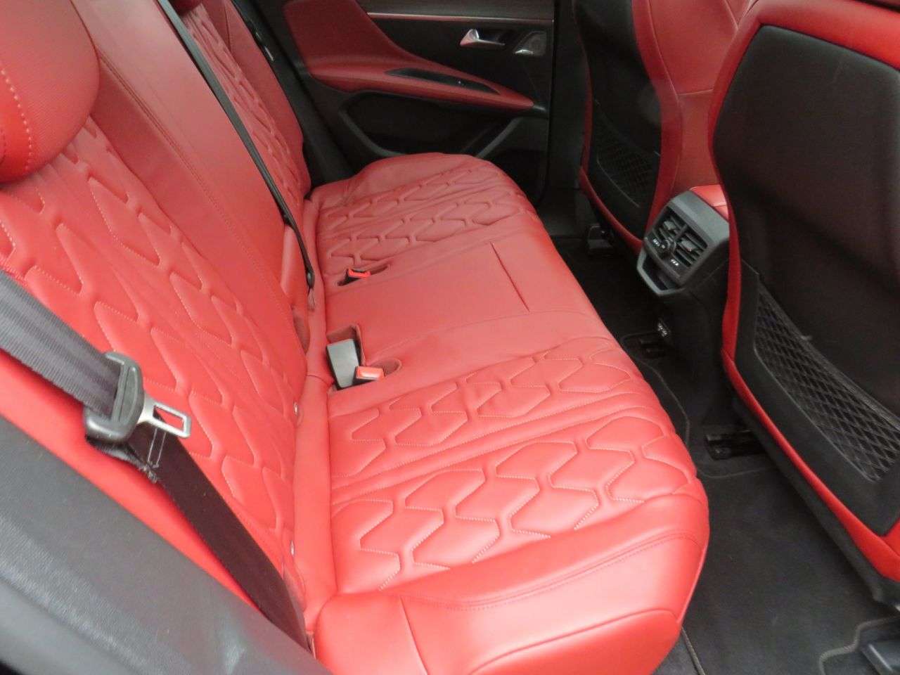 2022 PEUGEOT 3008 2022 PEUGEOT 3008