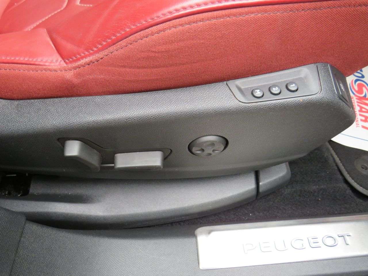 2022 PEUGEOT 3008 2022 PEUGEOT 3008