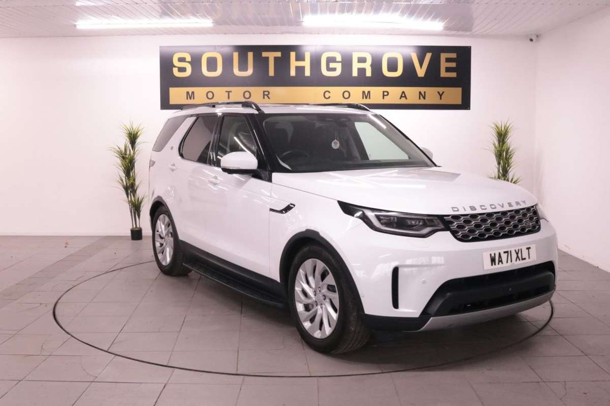 Check out this Land Rover Discovery 2021 Diesel Automatic