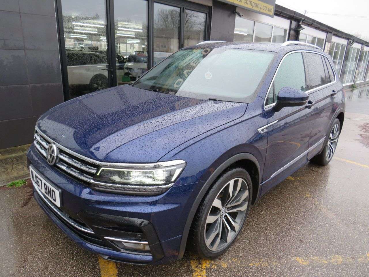 2017 VOLKSWAGEN TIGUAN 2017 VOLKSWAGEN TIGUAN