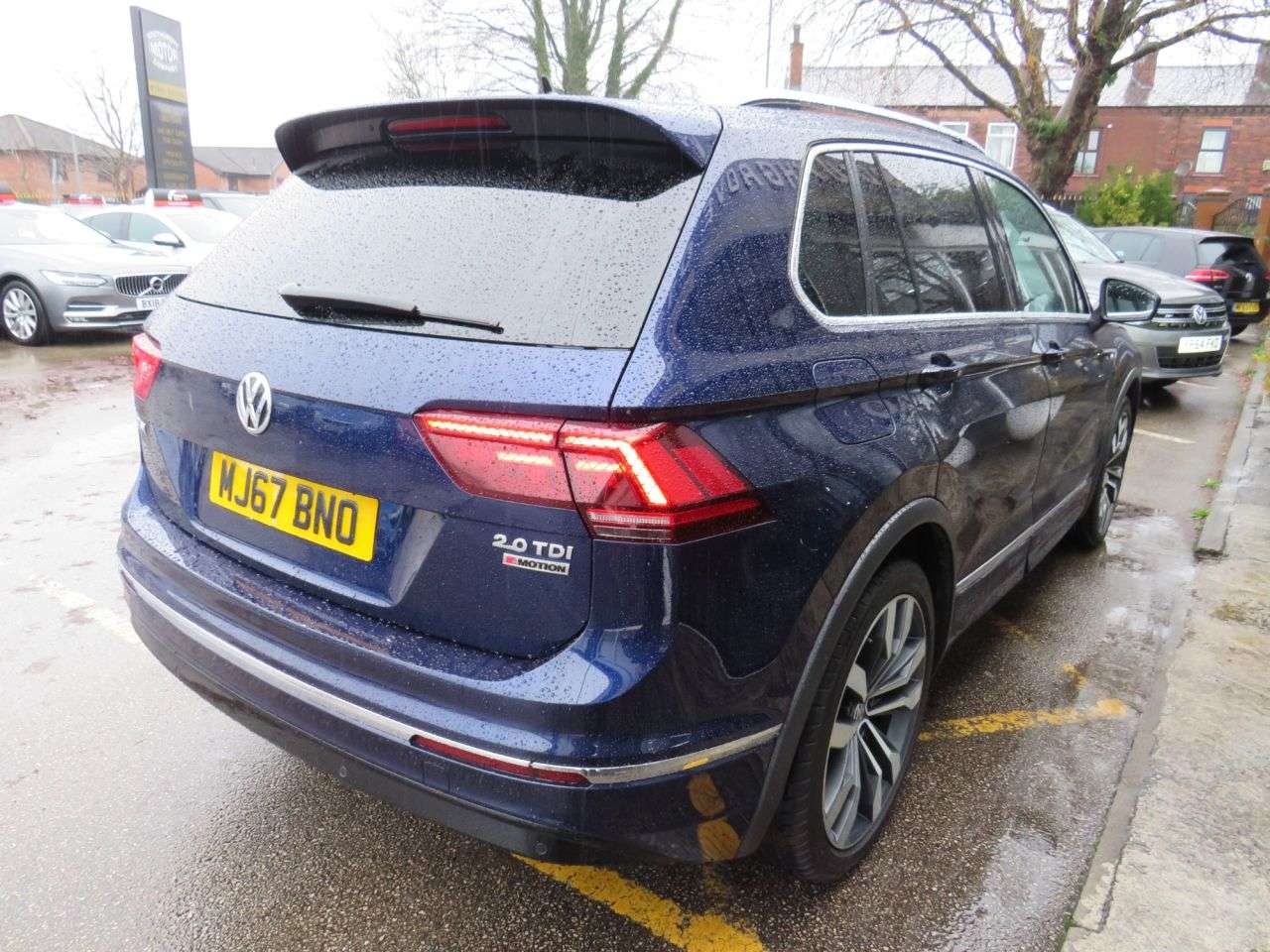 2017 VOLKSWAGEN TIGUAN 2017 VOLKSWAGEN TIGUAN