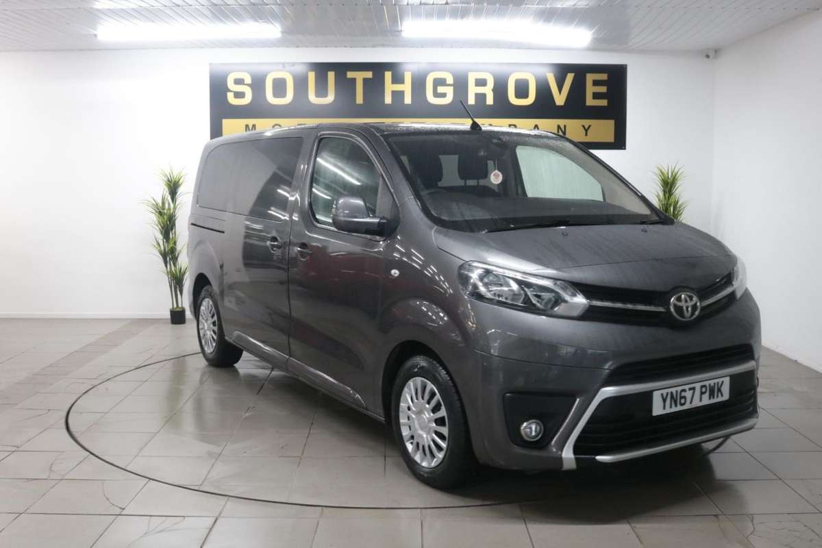 Check out this Toyota Proace Verso 2017 Diesel Manual