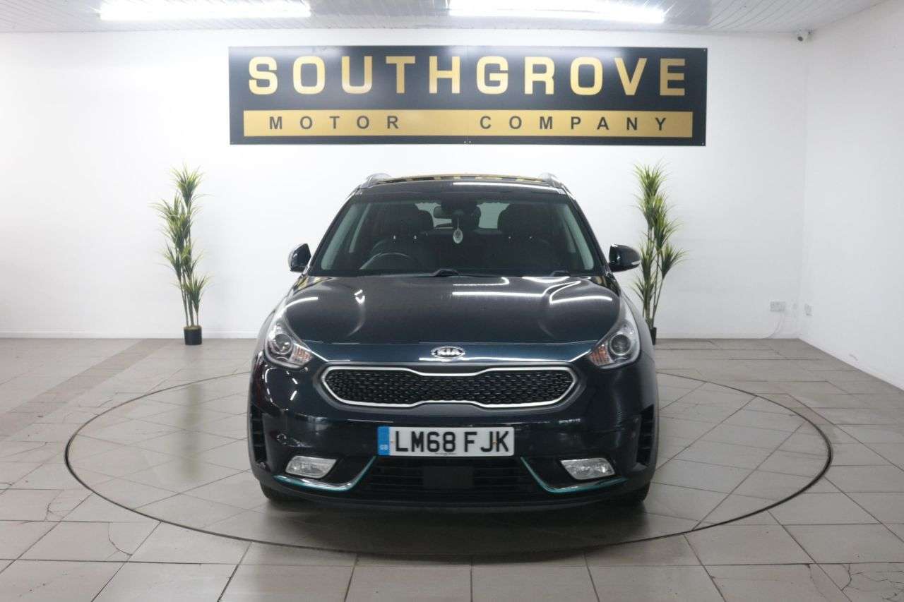 A 2018 KIA NIRO 1.6 GDi 8.9kWh 3 SUV 5dr Petrol Plug-in Hybrid DCT Euro 6 (s/s) (139 bhp) * A 2018 KIA NIRO 1.6 GDi 8.9kWh 3 SUV 5dr Petrol Plug-in Hybrid DCT Euro 6 (s/s) (139 bhp) *