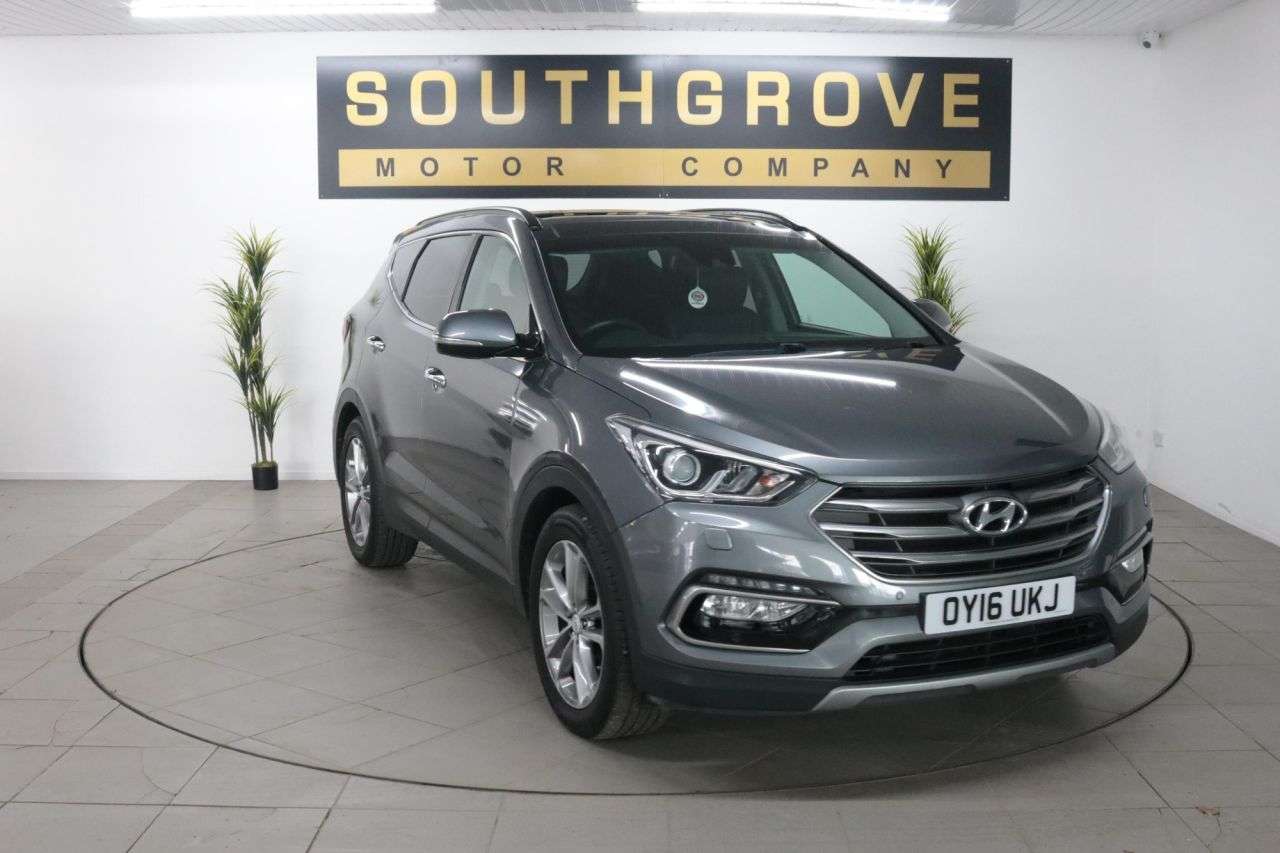 A 2016 HYUNDAI SANTA FE 2.2 CRDi Blue Drive Premium SE SUV 5dr Diesel Auto 4WD Euro 6 (s/s) (7 Seat A 2016 HYUNDAI SANTA FE 2.2 CRDi Blue Drive Premium SE SUV 5dr Diesel Auto 4WD Euro 6 (s/s) (7 Seat