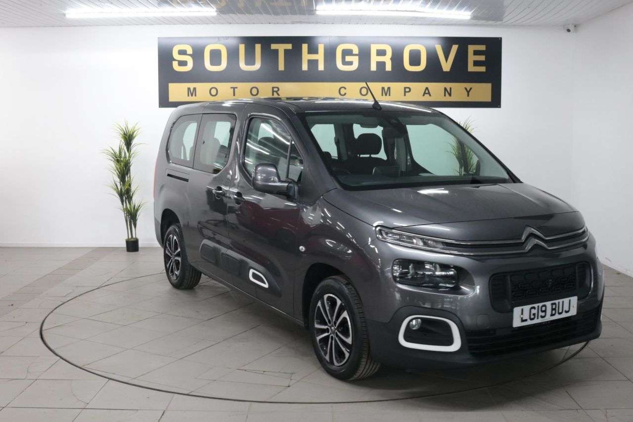A 2019 CITROEN BERLINGO 1.5 BlueHDi Feel XL MPV 5dr Diesel Manual Euro 6 (s/s) (130 ps) * EXTENDED A 2019 CITROEN BERLINGO 1.5 BlueHDi Feel XL MPV 5dr Diesel Manual Euro 6 (s/s) (130 ps) * EXTENDED