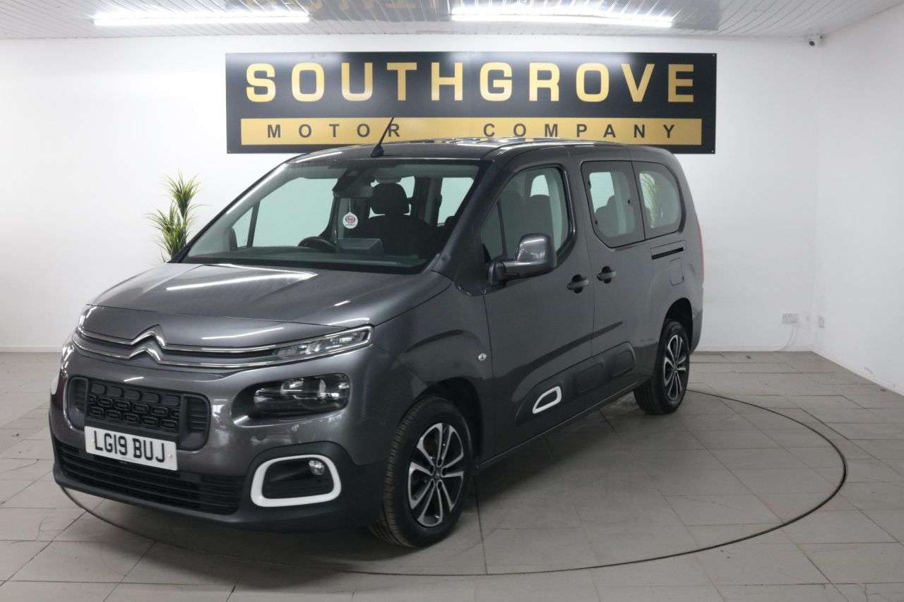 A 2019 CITROEN BERLINGO 1.5 BlueHDi Feel XL MPV 5dr Diesel Manual Euro 6 (s/s) (130 ps) * EXTENDED A 2019 CITROEN BERLINGO 1.5 BlueHDi Feel XL MPV 5dr Diesel Manual Euro 6 (s/s) (130 ps) * EXTENDED