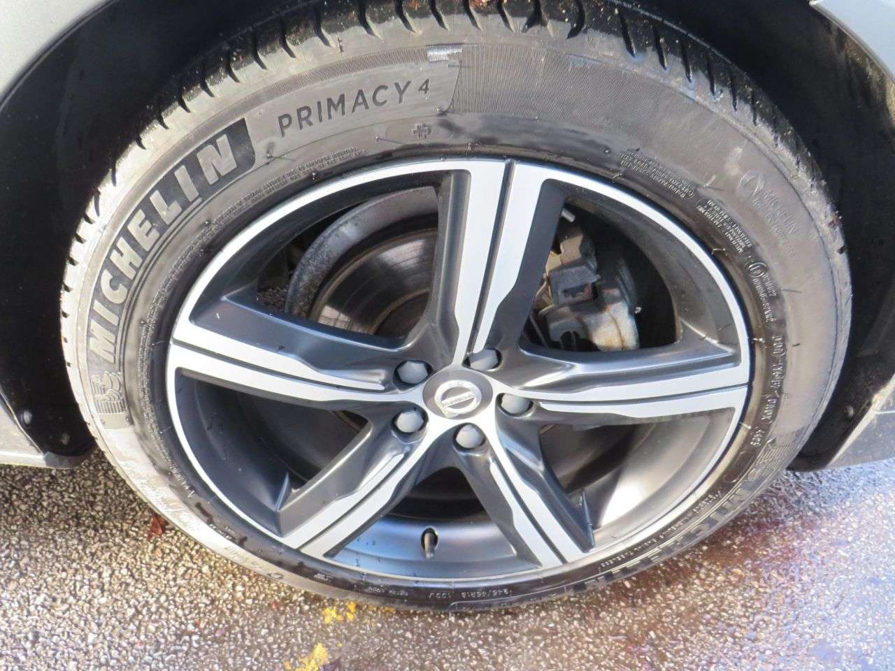 2018 VOLVO S90 2018 VOLVO S90