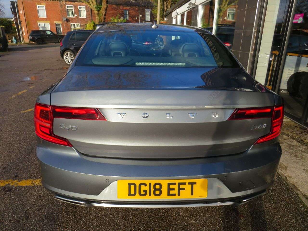 2018 VOLVO S90 2018 VOLVO S90