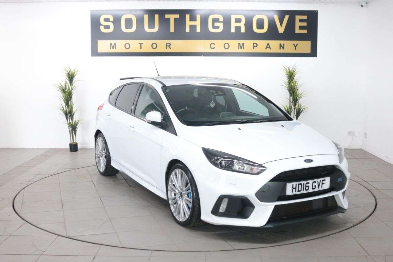 A 2016 FORD FOCUS 2.3T EcoBoost RS Hatchback 5dr Petrol Manual AWD Euro 6 (s/s) (350 ps) * EX A 2016 FORD FOCUS 2.3T EcoBoost RS Hatchback 5dr Petrol Manual AWD Euro 6 (s/s) (350 ps) * EX