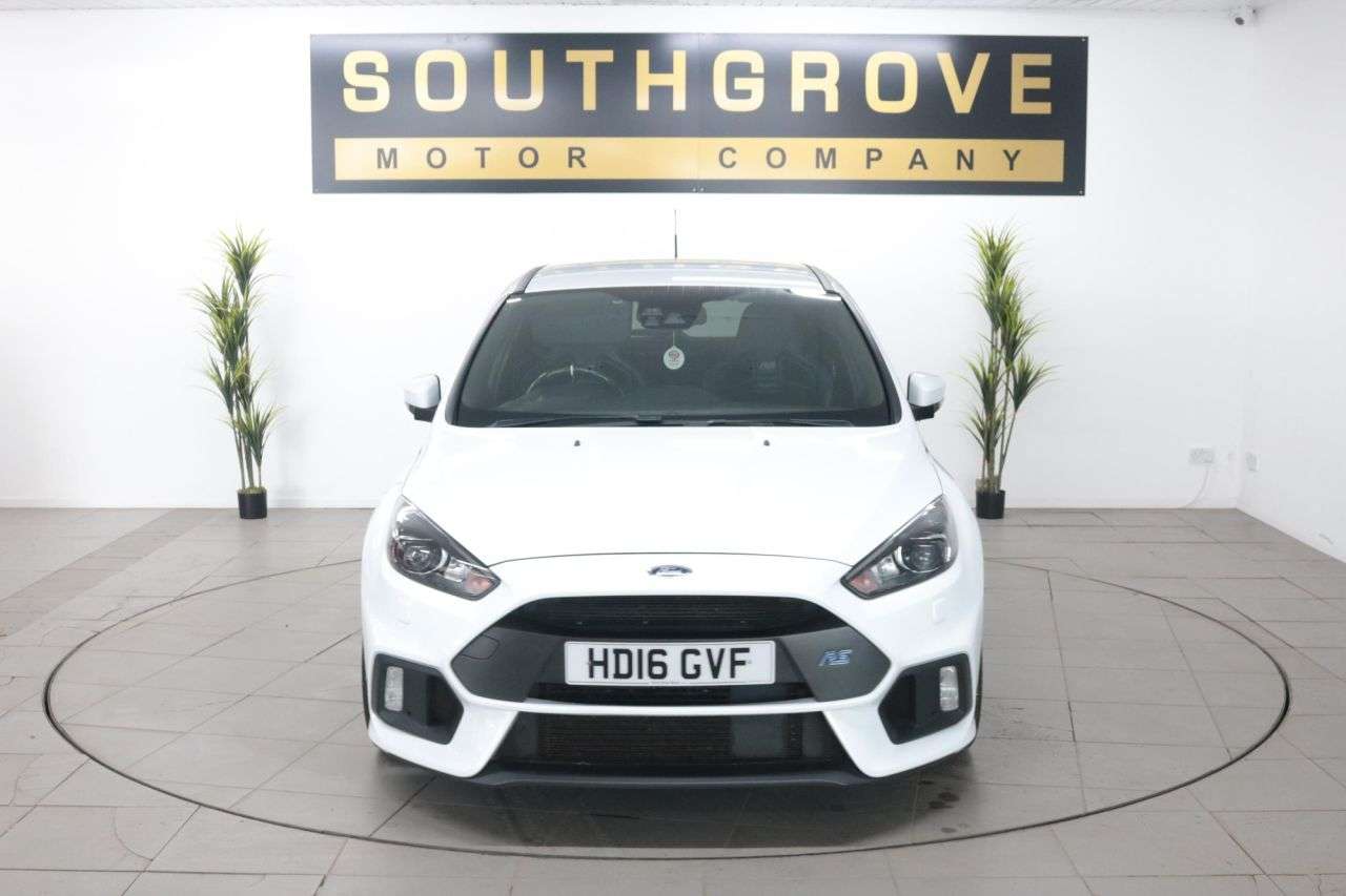 A 2016 FORD FOCUS 2.3T EcoBoost RS Hatchback 5dr Petrol Manual AWD Euro 6 (s/s) (350 ps) * EX A 2016 FORD FOCUS 2.3T EcoBoost RS Hatchback 5dr Petrol Manual AWD Euro 6 (s/s) (350 ps) * EX