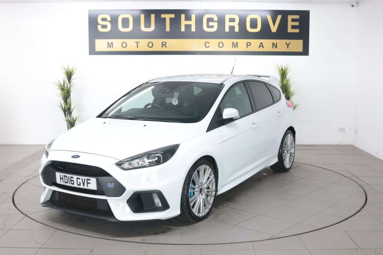A 2016 FORD FOCUS 2.3T EcoBoost RS Hatchback 5dr Petrol Manual AWD Euro 6 (s/s) (350 ps) * EX A 2016 FORD FOCUS 2.3T EcoBoost RS Hatchback 5dr Petrol Manual AWD Euro 6 (s/s) (350 ps) * EX