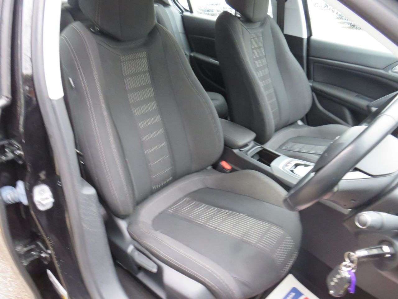 2016 PEUGEOT 308 2016 PEUGEOT 308