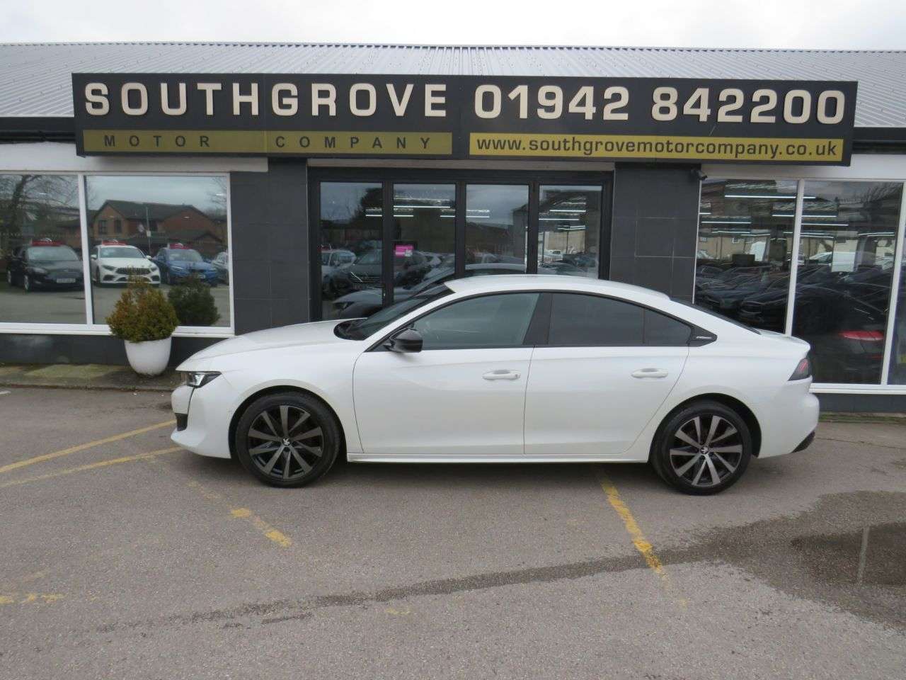 2020 PEUGEOT 508 2020 PEUGEOT 508