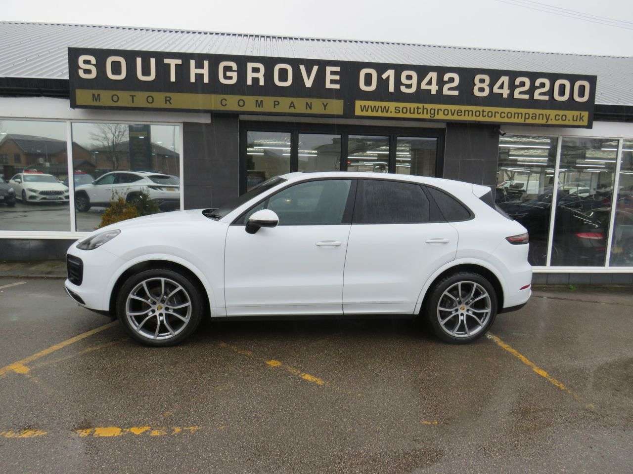 2020 PORSCHE CAYENNE 2020 PORSCHE CAYENNE