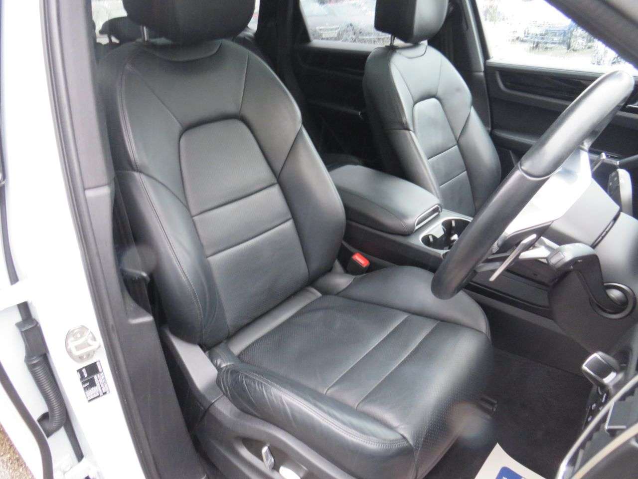 2020 PORSCHE CAYENNE 2020 PORSCHE CAYENNE