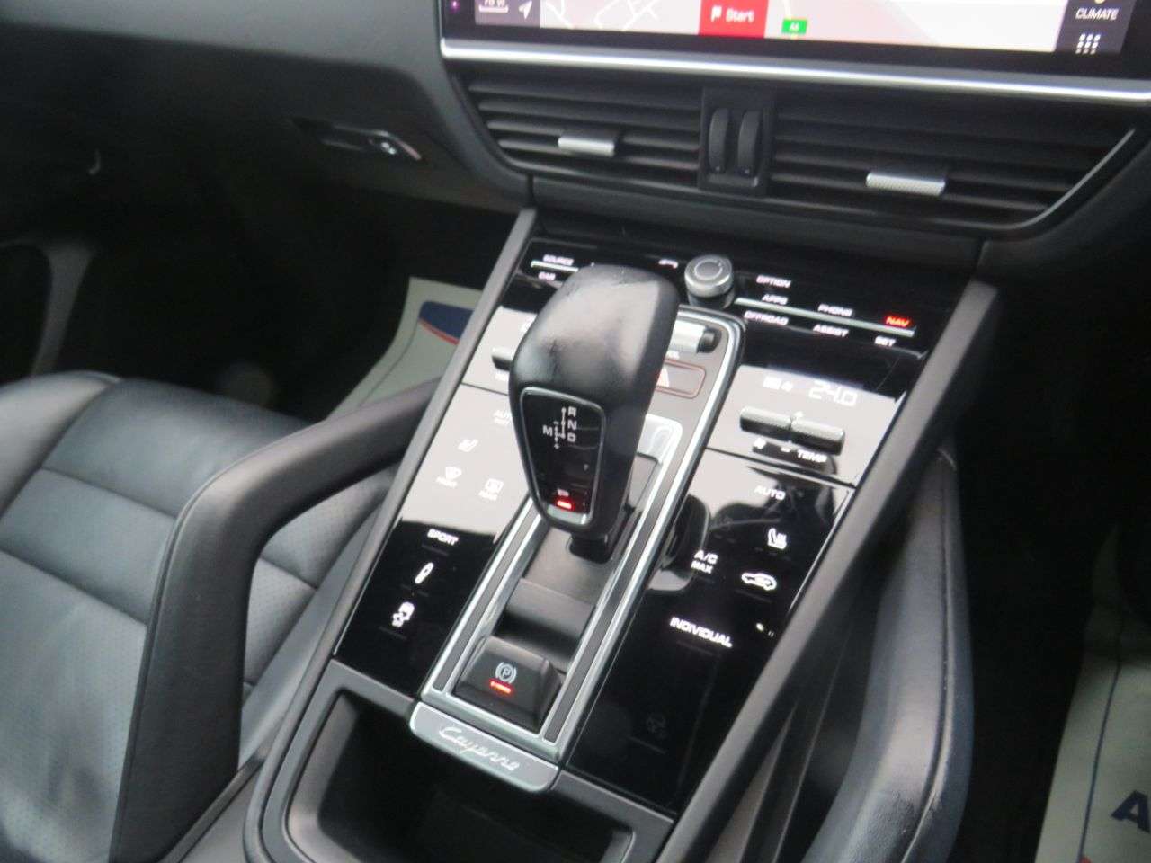 2020 PORSCHE CAYENNE 2020 PORSCHE CAYENNE