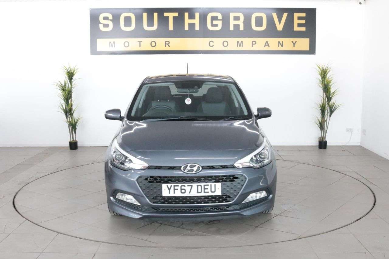 A 2017 HYUNDAI I20 1.2 Premium Nav Hatchback 5dr Petrol Manual Euro 6 (84 ps) * EXTENDED WARRA A 2017 HYUNDAI I20 1.2 Premium Nav Hatchback 5dr Petrol Manual Euro 6 (84 ps) * EXTENDED WARRA