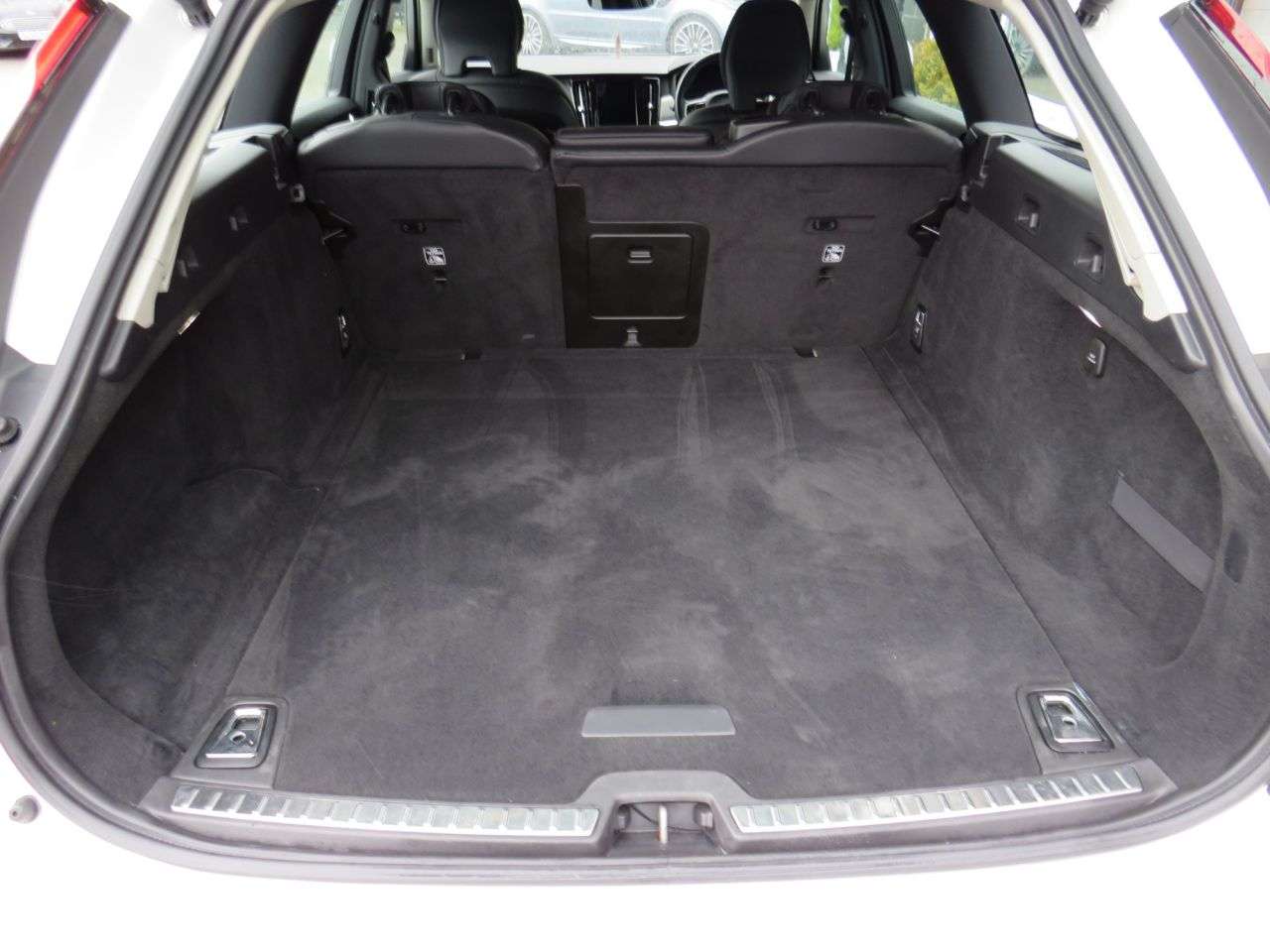 2022 VOLVO V90 CROSS COUNTRY 2022 VOLVO V90 CROSS COUNTRY