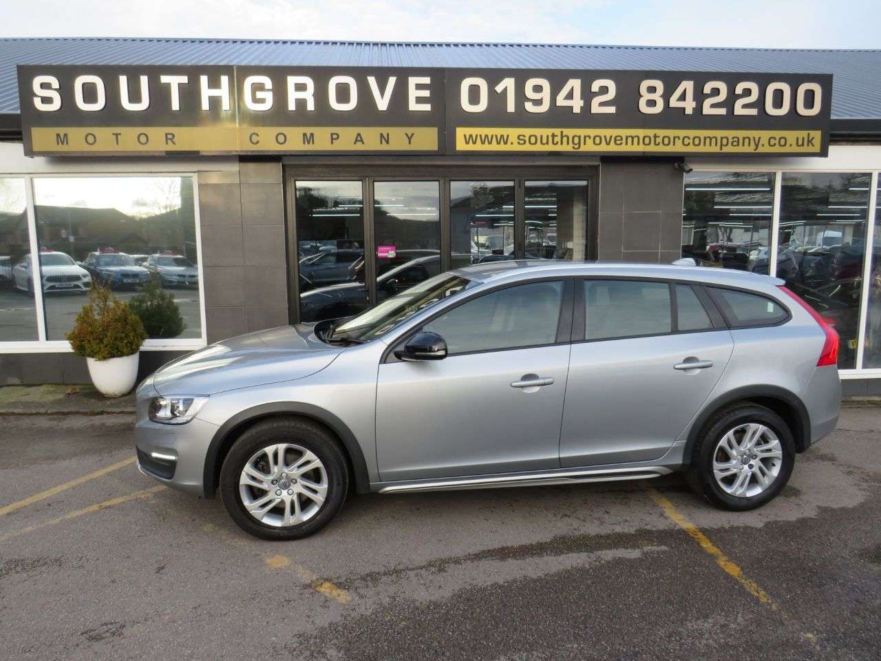 2016 VOLVO V60 CROSS COUNTRY 2016 VOLVO V60 CROSS COUNTRY