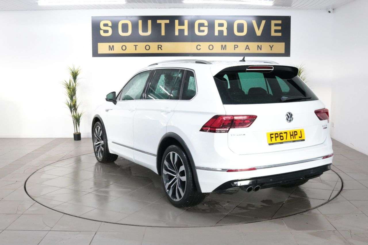 2017 VOLKSWAGEN TIGUAN 2017 VOLKSWAGEN TIGUAN